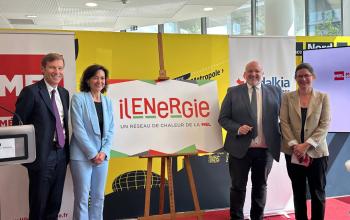 Signature officielle de la DSP Ilénergie par Dalkia et la MEL